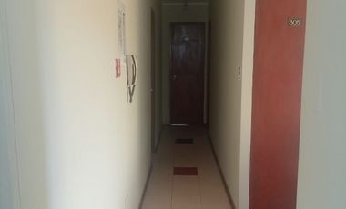 SE VENDE HOSTAL EN FUNCIONAMIENTO