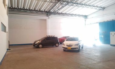 48171 Bodega independiente en arriendon en el sector Los Naranjos, Itagui