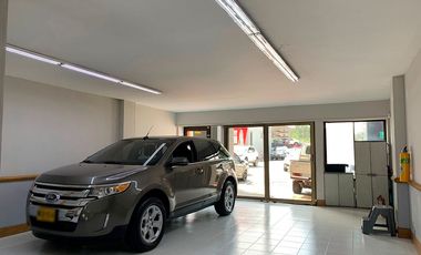 48172 Local en arriendo en el sector Villa Carlota, Poblado, Medellin