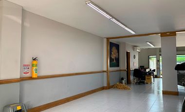 48172 Local en arriendo en el sector Villa Carlota, Poblado, Medellin