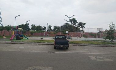 Se alquila casa esquinera en Babahoyo