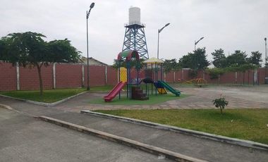 Se alquila casa esquinera en Babahoyo