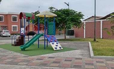 Se alquila casa esquinera en Babahoyo