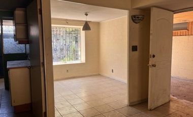 Oportunidad!!  Casa de 4 dormitorios y 2 baños en San Bernardo
