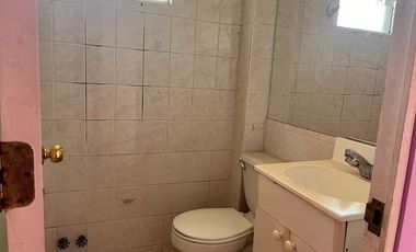 Oportunidad!!  Casa de 4 dormitorios y 2 baños en San Bernardo