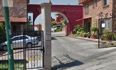 CASA EN VENTA EN LOMAS DE AHUATLAN, MORELOS
