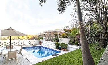 CASA EN VENTA, CLUB DE GOLF STA. FE, XOCHITEPEC, MORELOS