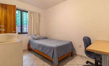 CASA EN VENTA, CLUB DE GOLF STA. FE, XOCHITEPEC, MORELOS