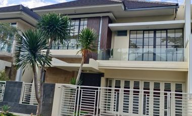 Dijual rumah royal residen, sudah  renov terima baru, bagus siap pakai