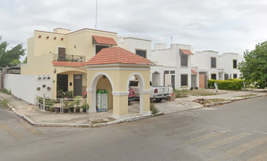 HERMOSA CASA EN REMATE EN C.62, GRAN SANTA FE, MÉRIDA, YUCATÁN