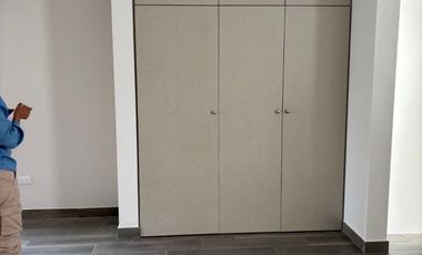 RENTA CASA NUEVA EN PRIVANZAS