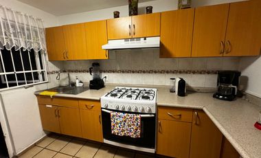Casa en venta en Parques del Bosque, atrás del ITESO