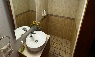 Casa en venta en Parques del Bosque, atrás del ITESO