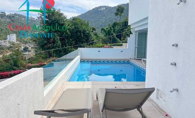 Casa en venta con 3 terrazas, alberca privada y vista al mar