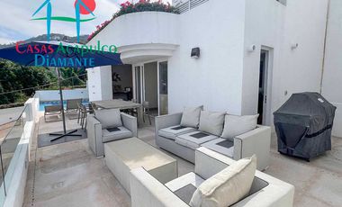 Casa en venta con 3 terrazas, alberca privada y vista al mar