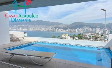 Casa en venta con 3 terrazas, alberca privada y vista al mar
