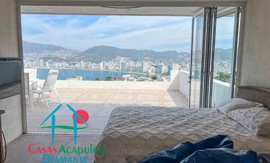 Casa en venta con 3 terrazas, alberca privada y vista al mar