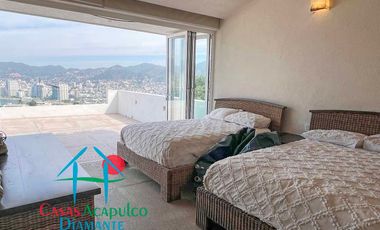 Casa en venta con 3 terrazas, alberca privada y vista al mar