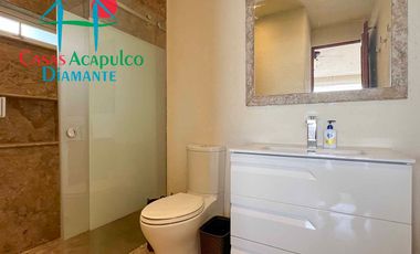 Casa en venta con 3 terrazas, alberca privada y vista al mar