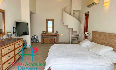 Casa en venta con 3 terrazas, alberca privada y vista al mar