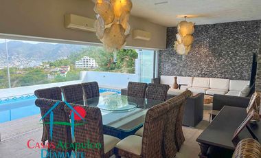 Casa en venta con 3 terrazas, alberca privada y vista al mar