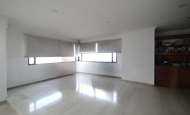 Apartamento en arriendo en Alto Prado.