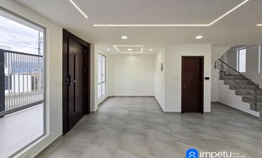 Se vende casa esquinera a estrenar al sur de la ciudad