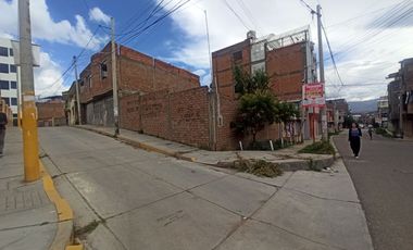 SE VENDE TERRENO URBANO DE 166 m2