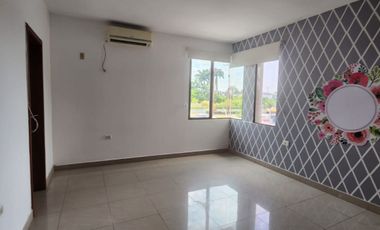 Samborondon, Renta de linda casa 4 dormitorios con piscina