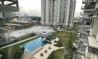 Studio Unit with Parking Slot at Viento at Cerca For Sale