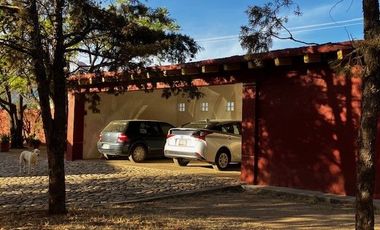 Súper casona de adobe 4 recamaras 5 baños a 10 min. del Tule.