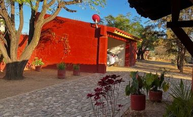 Súper casona de adobe 4 recamaras 5 baños a 10 min. del Tule.