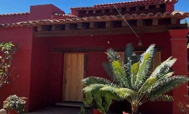 Súper casona de adobe 4 recamaras 5 baños a 10 min. del Tule.