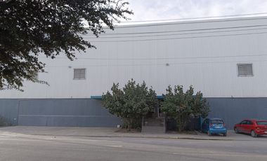 NAVE INDUSTRIAL EN RENTA PARQUE FINSA