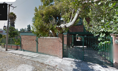 CASA DE OPORTUNIDAD SOLO POR ESTE MES CASA EN POSESION DE $6'000,000 SE REMATA A 3'250,000