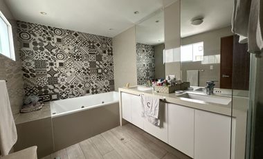 Lujoso departamento con preciosa área social en Chacarilla  🏡💫