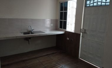 CASA EN VENTA CERCA A LA MATERNIDAD DEL SUR QUITUMBE