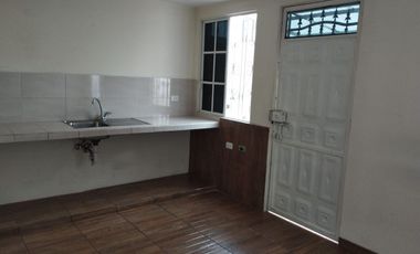 CASA EN VENTA CERCA A LA MATERNIDAD DEL SUR QUITUMBE