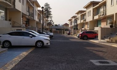 Aaa Casa en Venta en Privada en Colón Echegaray!