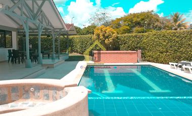 SE VENDE CASA CAMPESTRE CERCA A MANIZALES