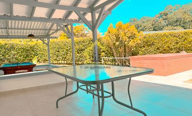 SE VENDE CASA CAMPESTRE CERCA A MANIZALES