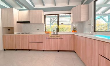 SE VENDE CASA CAMPESTRE CERCA A MANIZALES
