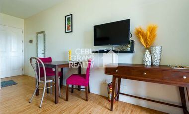 Modern Studio Condo with Panoramic City Views in IT Park