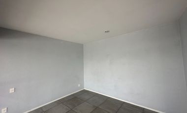 PH en Venta en exclusiva Torre, cerca de ITESO