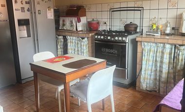 VENDO AMPLIA CASA EN CEDROS DE VILLA , CHORRILOS