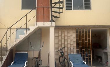 VENDO AMPLIA CASA EN CEDROS DE VILLA , CHORRILOS