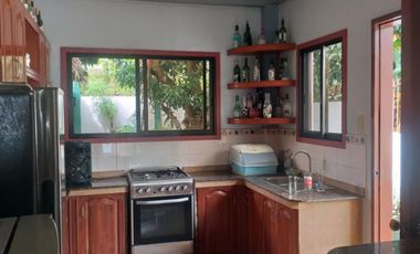 BEACHFRONT HOUSE AND LOT ID 14957
