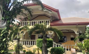 BEACHFRONT HOUSE AND LOT ID 14957