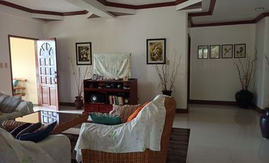 BEACHFRONT HOUSE AND LOT ID 14957