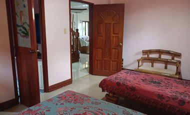 BEACHFRONT HOUSE AND LOT ID 14957